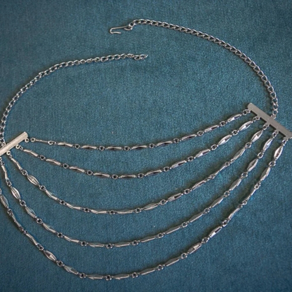 Vintage 5 Strand Tiered Silver Tone Necklace - Picture 7 of 8